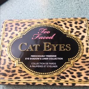 Too Faced Cat Eyes eyeshadow palette